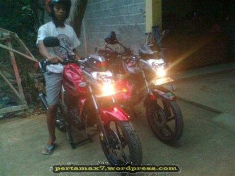 Foto0820 (Small) lampu senja ON