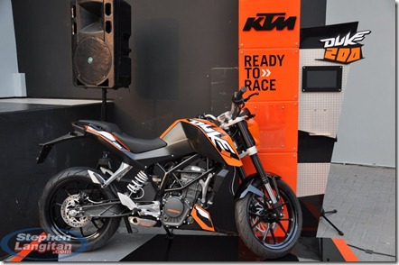 378363_10151007814732530_1922159235_n