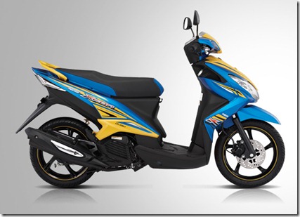 yamaha xeon biru