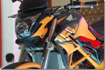 cb150r_custom_b9 (Small)