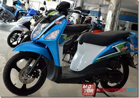 suzuki lets biru