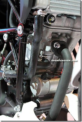 cb150r engine