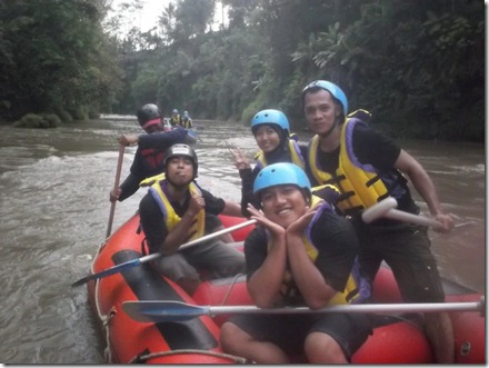 rafting sungai ELO 2 (Medium)