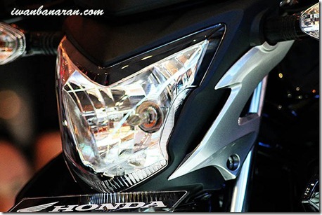 headlamp honda streetfire