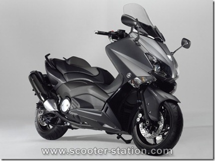 Yamaha-TMAX-500-2012studio2 (Small)