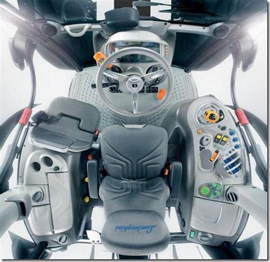 Lamborghini-Nitro-Tractor-interior (Small)