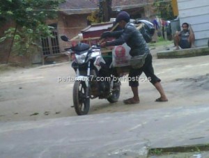 honda-Cb150R-buat-jualan.jpg
