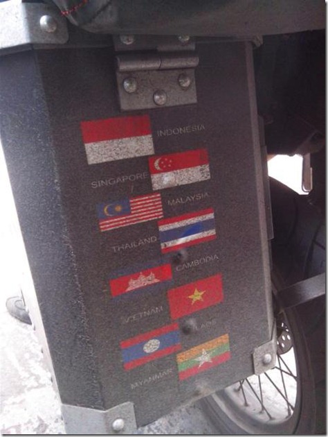 mario iroth melewati 7 negara