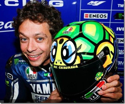 Helm-Valentino-Rossi (Small)
