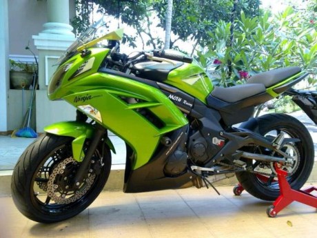 kawasaki-ninja-650.jpg