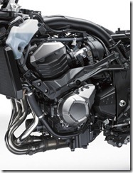 KAWASAKI-Z800-_18_thumb.jpg