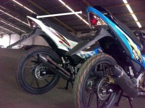 new-suzuki-satria-fu-2013-stoplamp-1.jpg