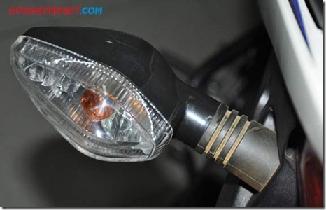 sein honda CB150R kotor