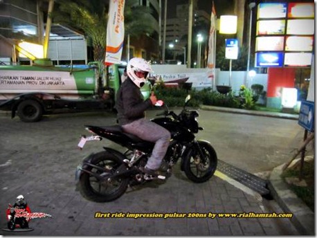 test ride kawasaki bajaj pulsar 200ns