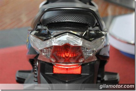 TVS-Dazz-Tail-Light (Small)