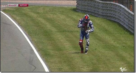 lorenzo crash 1