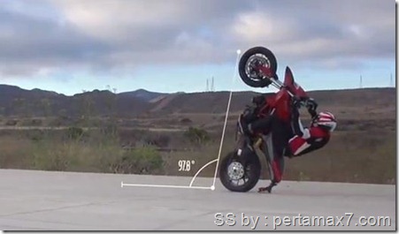 ducati wheelie challenge paintball 97,8 degree