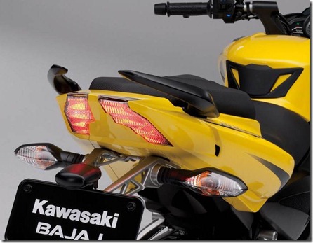 kawasaki bajaj pulsar 200ns tail light