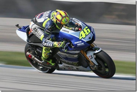 yamaha m1 valentino rossi indy 1 2 (Small)
