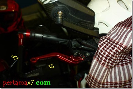 brake protector honda CB150R merah