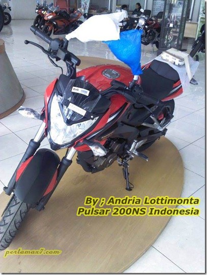 kawasaki bajaj pulsar 200ns merah