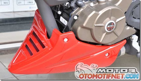 1008-Aksesoris-Pulsar200-2