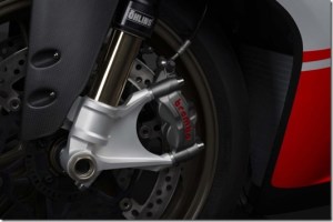 2014-Ducati-1199-Superleggera-studio-05-635x423_thumb.jpg