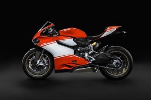 2014-Ducati-1199-Superleggera-studio-25-635×423.jpg