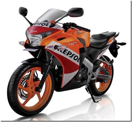 all new honda CBR150R REPSOL (Small)