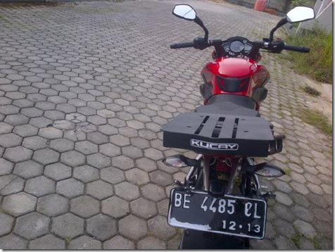 braket geser kucay kawasaki P200NS