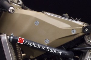 Ducati-1199-Panigale-R-Superleggera-leak-08.jpg