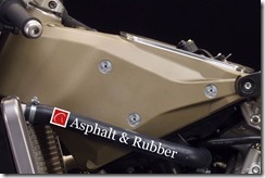 Ducati-1199-Panigale-R-Superleggera-leak-08_thumb.jpg