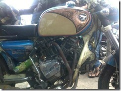 honda-GL100-3-silinder-600-cc-4_thumb.jpg