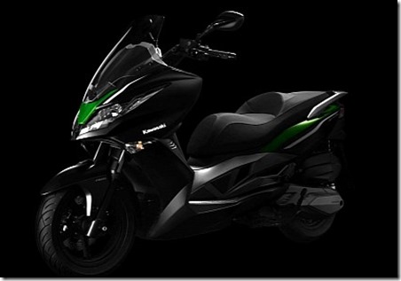 kawasaki-j300-maxi-scooter 3