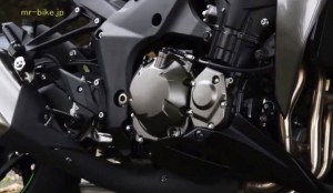 2014-Kawasaki-Z1000-video-leak-07-635×370-1-Small.jpg