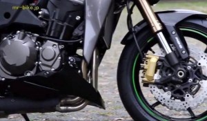 2014-kawasaki-z1000-video-leak-13-Small.jpg