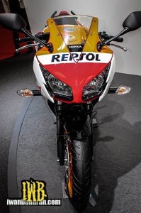 all-new-honda-CBR250R-Dual-Headlamp-3.jpg