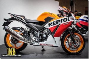 all-new-honda-CBR250R-Dual-Headlamp-6_thumb.jpg