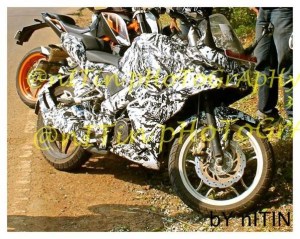 bajaj-pulsar-375-faired-3-Small.jpg
