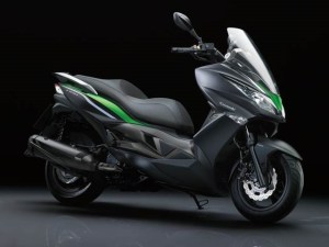 kawasaki-J300-10.jpg