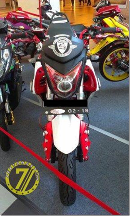 modifikasi honda CB150R surabaya