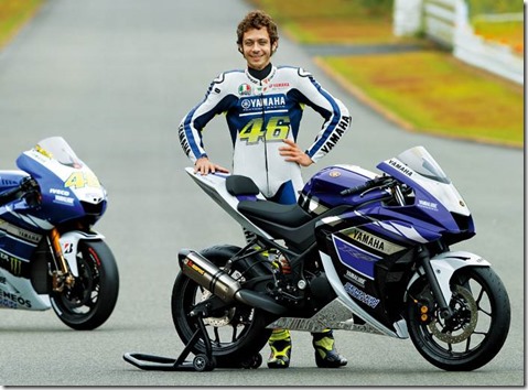 yamaha R25 with valentino rossi 46