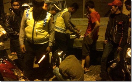 menangis karena ditilang polisi