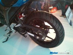 500x375x2014-Suzuki-Gixxer-Tyre.jpg.pagespeed.ic_.VF-T9WSiRs.jpg