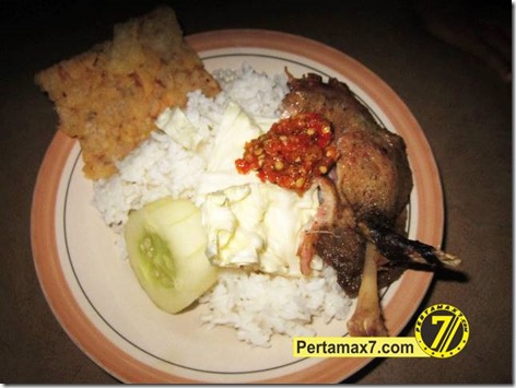 Bebek Goreng Haji Slamet5