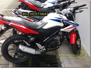 honda-CB150R-red-white-blue_thumb.jpg