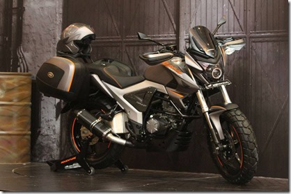 Modifikasi Honda New Megapro touring ala AHM 19