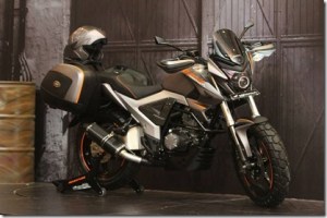 Modifikasi-Honda-New-Megapro-touring-ala-AHM-19_thumb.jpg