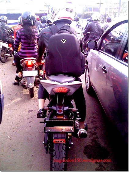 modifikasi Yamaha Vixion fairing R15 4