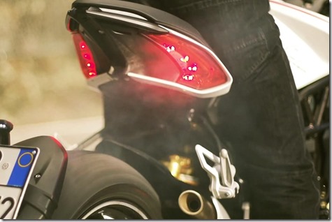 mv-agusta-dragster-800